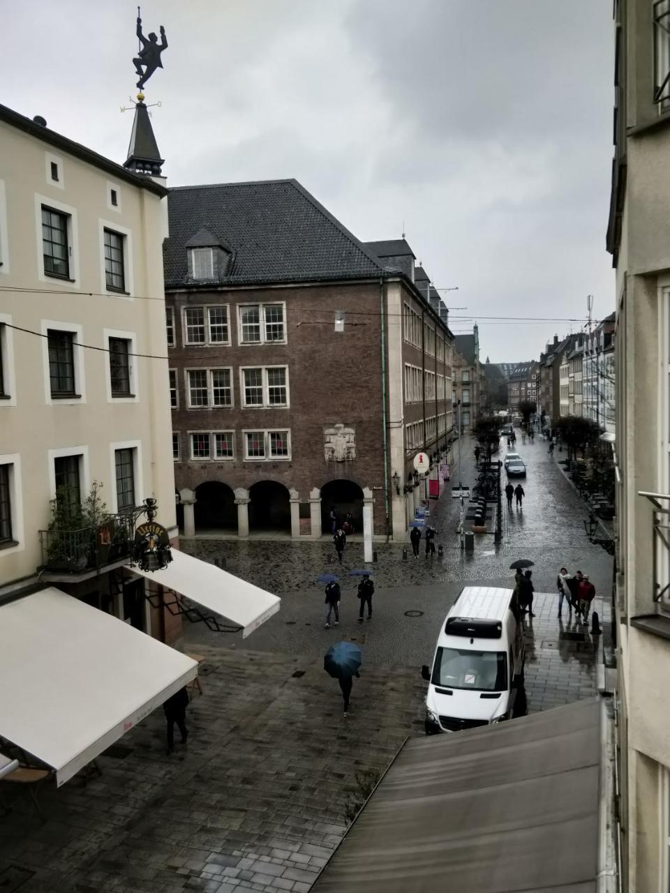 Avi Deluxe Altstadt Apart Apartment Дюселдорф Екстериор снимка